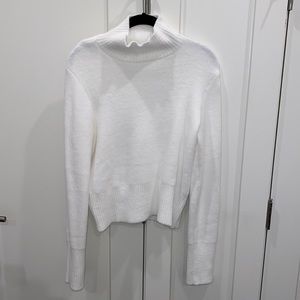 Cozy white Zara turtleneck